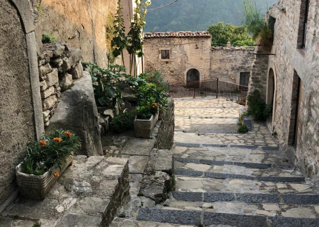 montalbano elicona