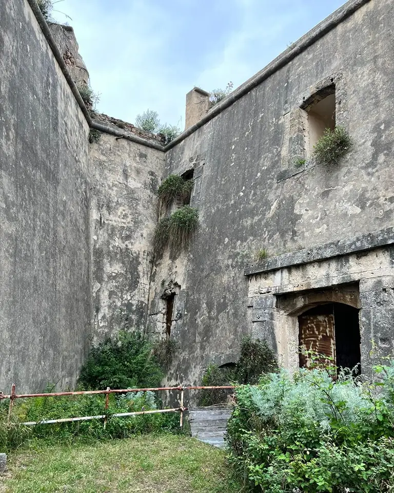 castel gonzaga messina